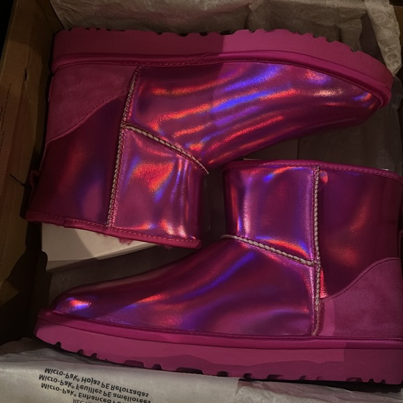 Ugg ankle boots - Picture 3 of 3